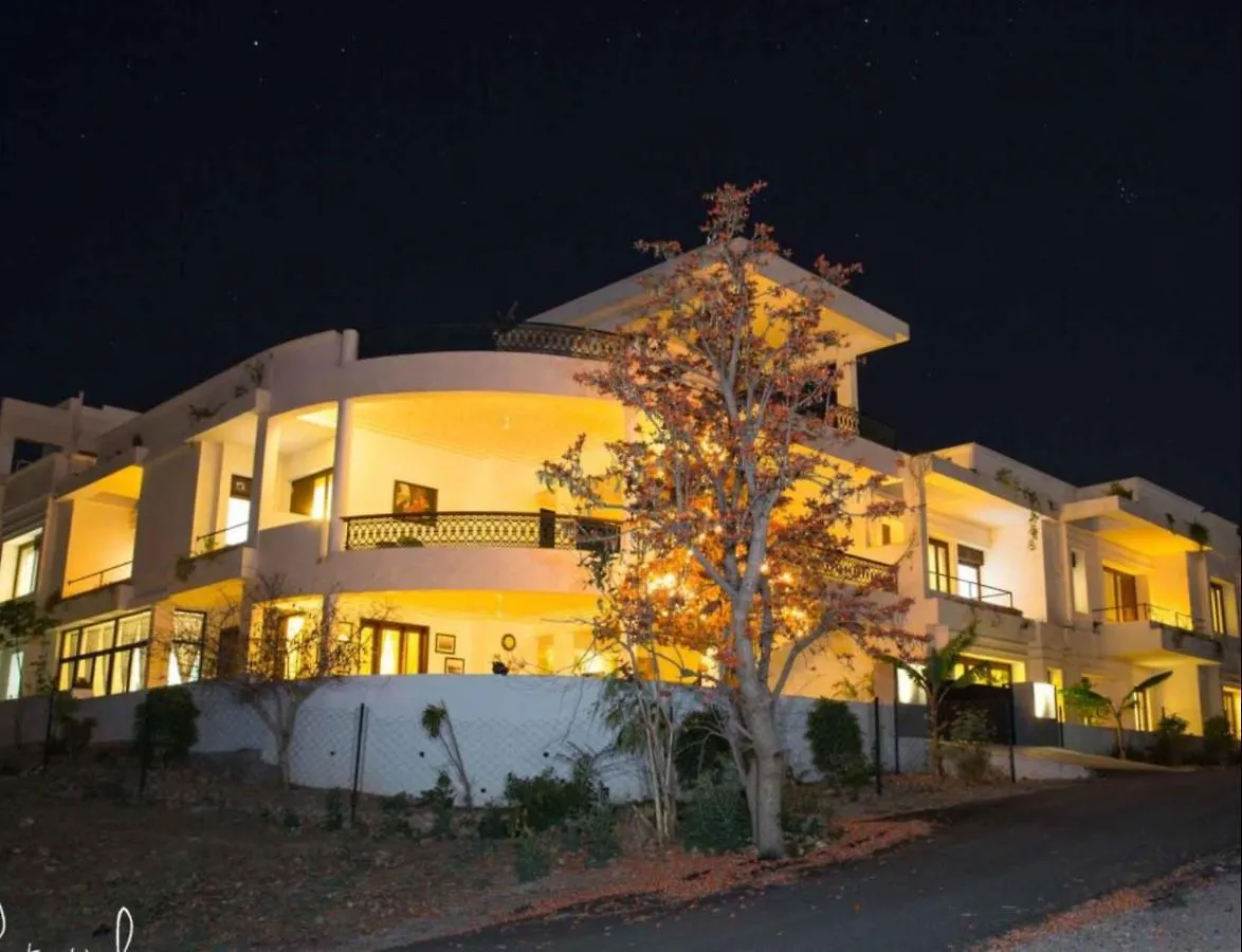 Devraj Villa-Luxury Pool Villa Udaipur 4*,  Hindistan