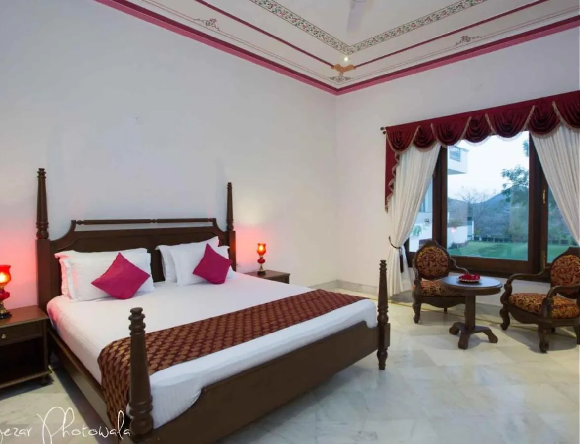 **** Otel Devraj Villa-Luxury Pool Villa Udaipur Hindistan