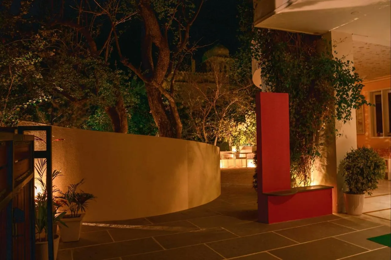 Devraj Villa-Luxury Pool Villa Udaipur Otel