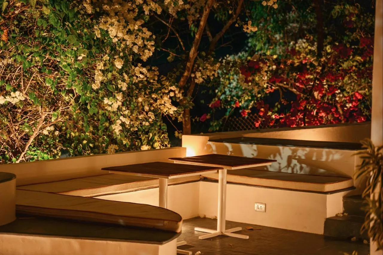 Otel Devraj Villa-Luxury Pool Villa Udaipur